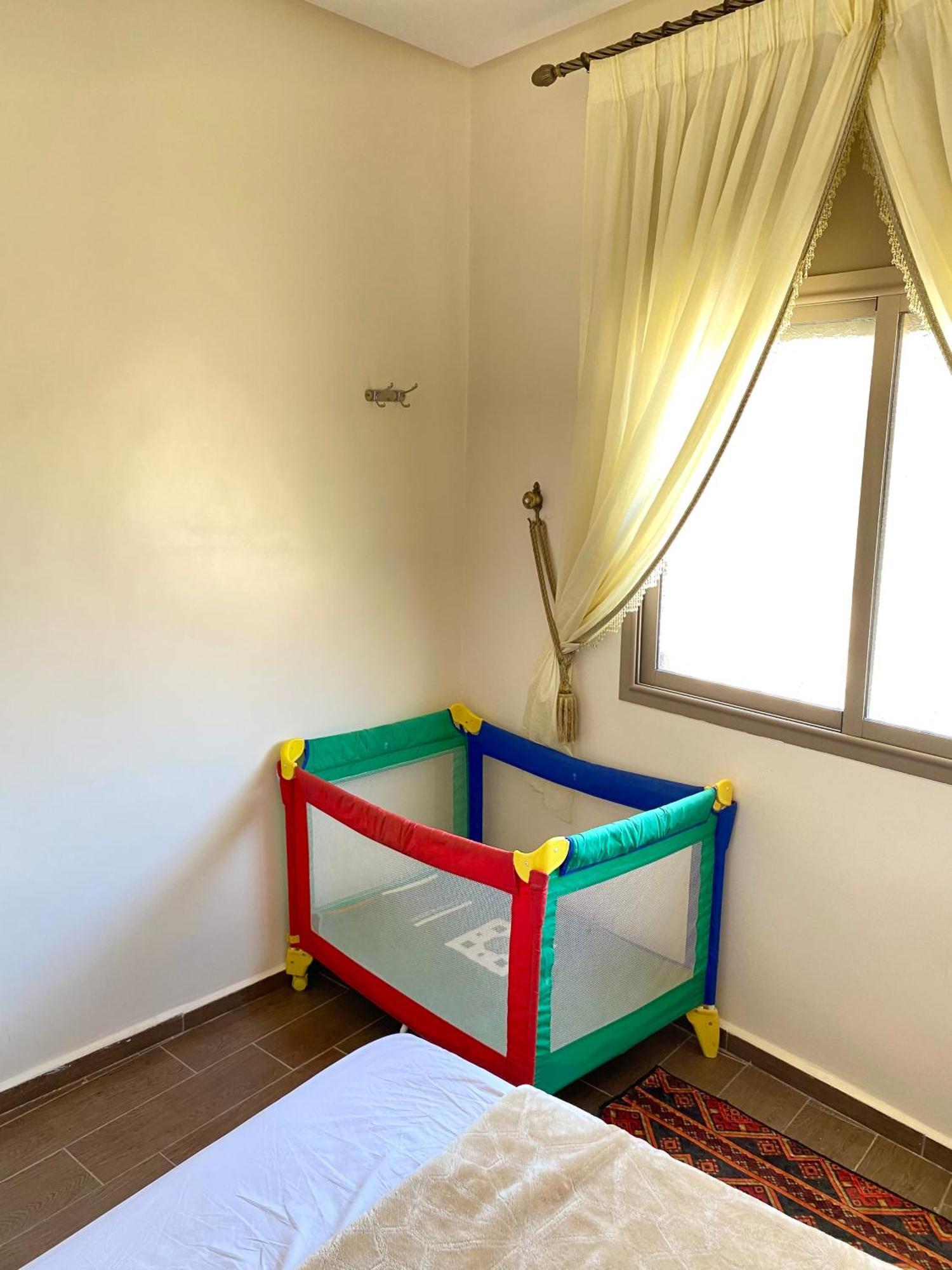 Issli Appartment Climatise Hiver Et Ete Azrou Exterior foto