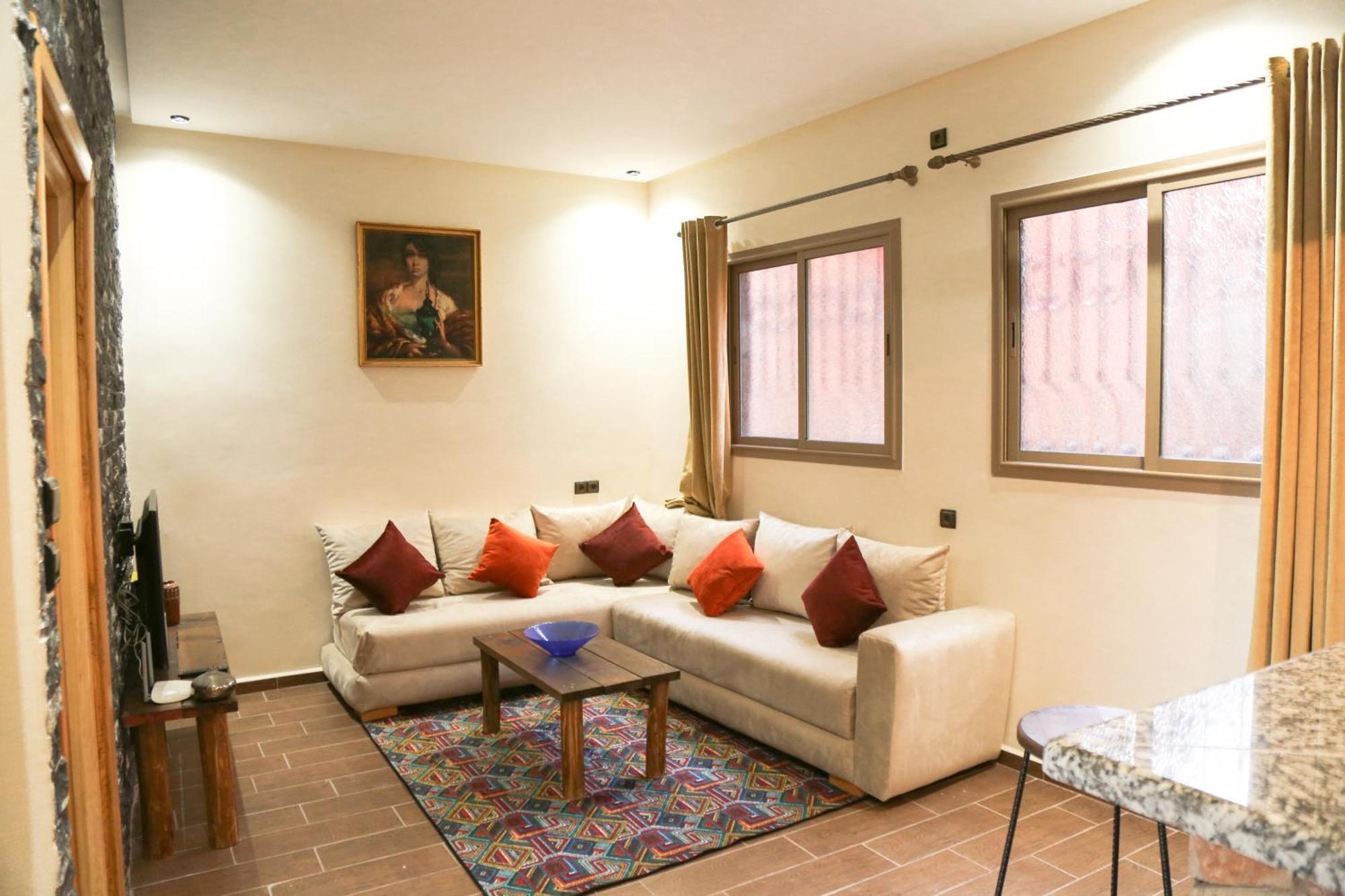 Issli Appartment Climatise Hiver Et Ete Azrou Zimmer foto