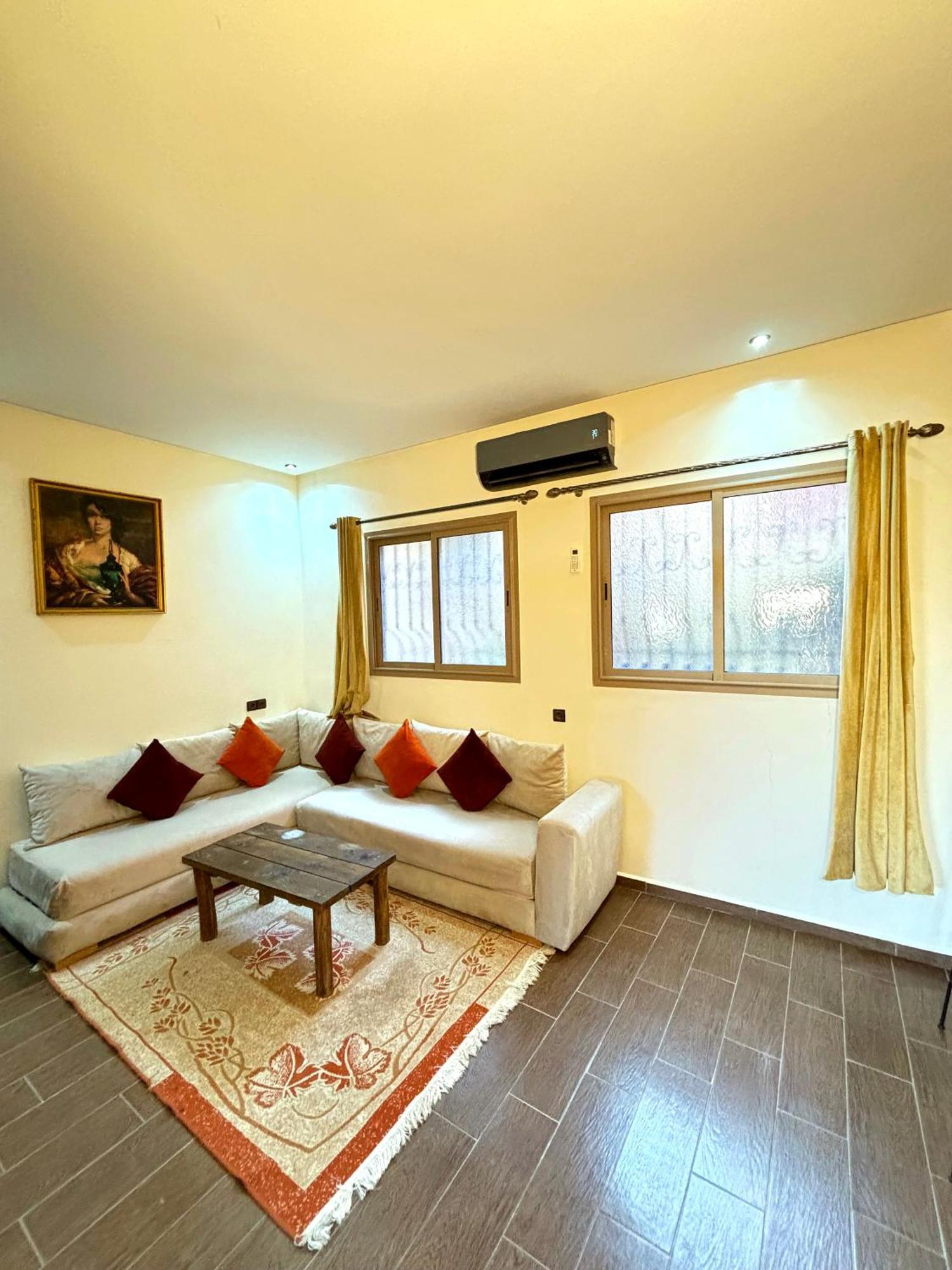 Issli Appartment Climatise Hiver Et Ete Azrou Exterior foto